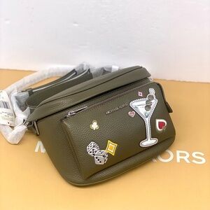 Michael Kors Olive Green Funny
Pack Belt Crossbody Bag with Fun
Patches